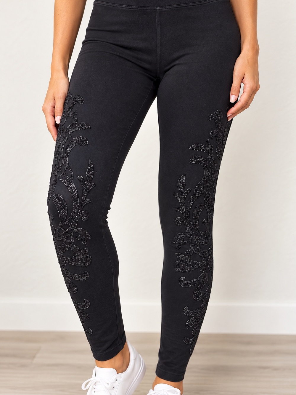 Express Black Embellished Rhinestone Scroll Leggings – High Rise Stretch XS